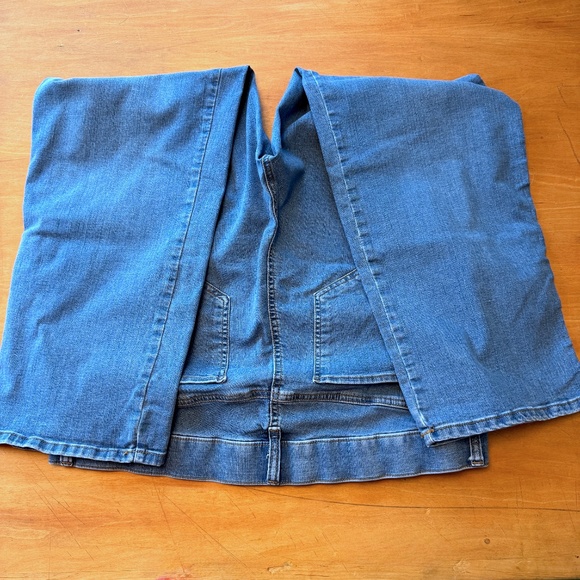 Gloria Vanderbilt Shape Effect Pull-on Jeans Size 20W Plus - Picture 4 of 11